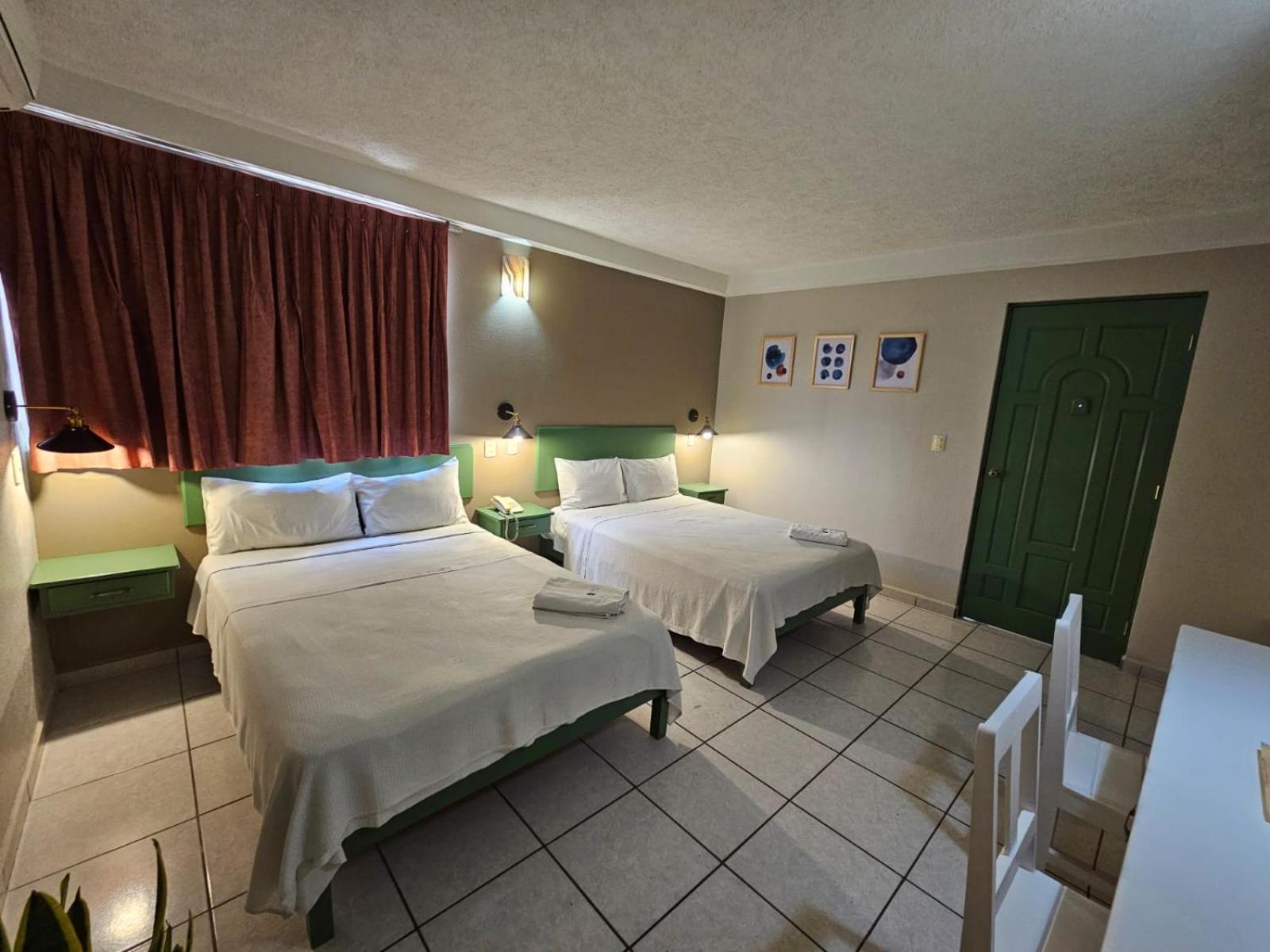 Hotel Punto Poza Rica Exteriör bild